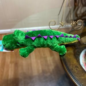 - Brand New Zippy Paws Grunterz Dog Toy With Squeaker 19”.